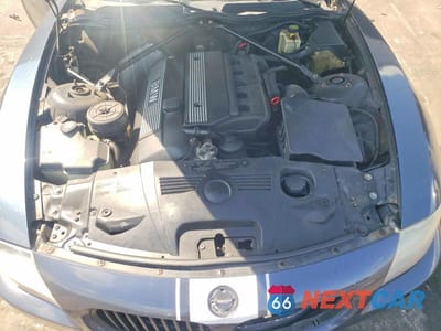 Zdjęcie 11 z 12 samochodu: 2004 BMW Z4 3.0 VIN:4USBT53584LU08409 - miniatura