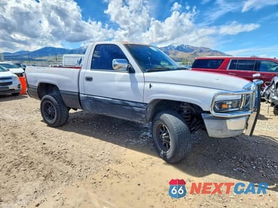 Czwarte zdjęcie samochodu z boku: 1996 DODGE RAM 1500 VIN:1B7HF16Y2TS572278 - miniatura
