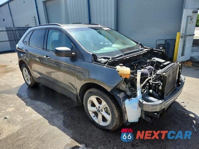 Czwarte zdjęcie samochodu z boku: 2018 FORD EDGE SE VIN:2FMPK3G93JBC12241 - miniatura