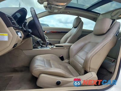 Zdjęcie 7 z 12 samochodu: 2010 MERCEDES-BENZ E 350 VIN:WDDKJ5GB8AF046805 - miniatura