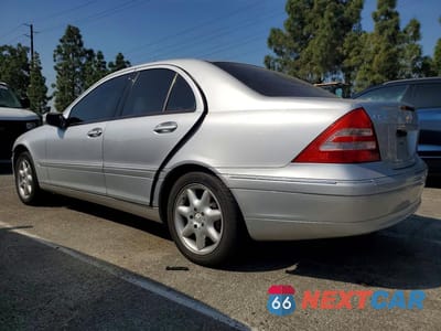 Drugie zdjęcie samochodu z przodu: 2001 MERCEDES-BENZ C 240 VIN:WDBRF61J11F088893 - miniatura