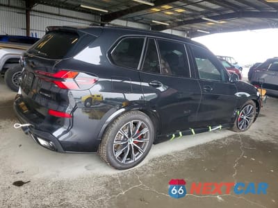 Trzecie zdjęcie samochodu z tyłu: 2026 BMW X5 XDRIVE50E VIN:5UX43EU09T9154253 - miniatura