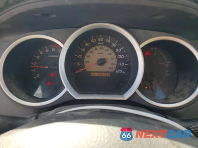 Zdjęcie 9 z 11 samochodu: 2005 TOYOTA TACOMA BASE VIN:5TETX22N75Z022789 - miniatura