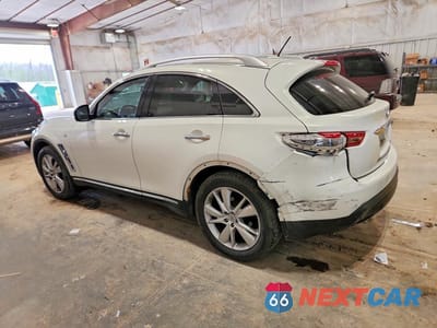 Drugie zdjęcie samochodu z przodu: 2015 INFINITI QX70 BASE VIN:JN8CS1MW2FM482262 - miniatura