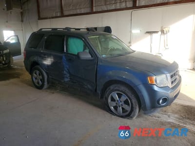 Czwarte zdjęcie samochodu z boku: 2012 FORD ESCAPE VIN:1FMCU0DG4CKC63279 - miniatura