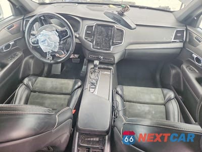 Zdjęcie 8 z 13 samochodu: 2019 VOLVO XC90 T6 R-DESIGN VIN:YV4A22PM0K1452303 - miniatura
