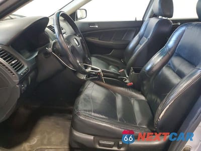 Zdjęcie 7 z 12 samochodu: 2005 HONDA ACCORD EX VIN:1HGCM66555A004068 - miniatura