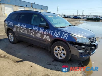 Czwarte zdjęcie samochodu z boku: 2014 CHEVROLET TRAVERSE LS VIN:1GNKVFKD8EJ260216 - miniatura