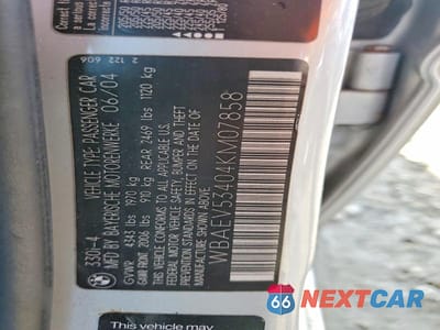 Zdjęcie 13 z 13 samochodu: 2004 BMW 330 I VIN:WBAEV53404KM07858 - miniatura