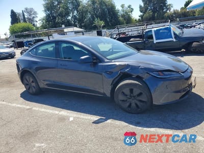Czwarte zdjęcie samochodu z boku: 2024 TESLA MODEL 3 VIN:5YJ3E1EA4RF726786 - miniatura