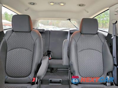 Zdjęcie 10 z 13 samochodu: 2011 CHEVROLET TRAVERSE LT VIN:1GNKVGED0BJ401938 - miniatura