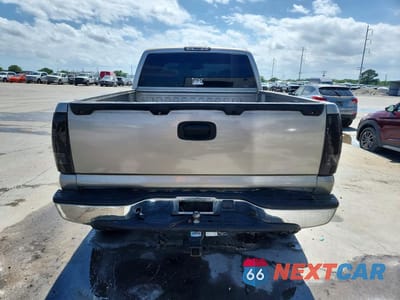 Zdjęcie 6 z 12 samochodu: 2005 CHEVROLET SILVERADO K1500 VIN:1GCEK19V95Z104784 - miniatura