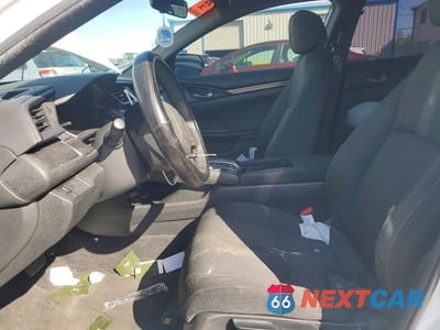 Zdjęcie 7 z 12 samochodu: 2018 HONDA CIVIC LX VIN:SHHFK7H21JU422590 - miniatura