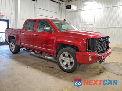 Czwarte zdjęcie samochodu z boku: 2018 CHEVROLET SILVERADO K1500 LTZ VIN:3GCUKSEC7JG616642 - miniatura