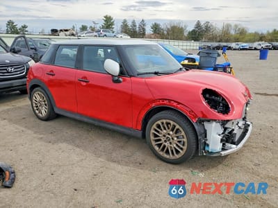 Czwarte zdjęcie samochodu z boku: 2025 MINI COOPER S VIN:WMW53GD07S2X52458 - miniatura