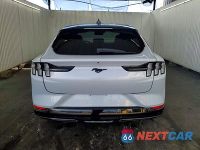 Zdjęcie 6 z 14 samochodu: 2023 FORD MUSTANG MACH-E PREMIUM VIN:3FMTK3SU2PMB06252 - miniatura