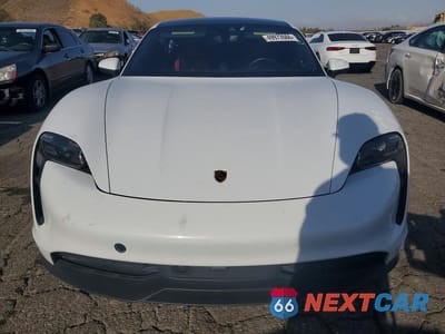 Piąte zdjęcie samochodu w środku: 2021 PORSCHE TAYCAN 4S VIN:WP0AB2Y19MSA40873 - miniatura