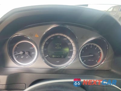 Zdjęcie 9 z 11 samochodu: 2009 MERCEDES-BENZ C 300 VIN:WDDGF54X09R059968 - miniatura