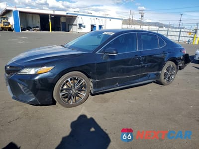 2018 TOYOTA CAMRY XSE 4T1B61HK4JU107187 - główne zdjęcie licytacji z USA - miniatura