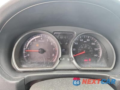 Zdjęcie 9 z 12 samochodu: 2017 NISSAN VERSA 1.6 S VIN:3N1CN7AP0HL818588 - miniatura