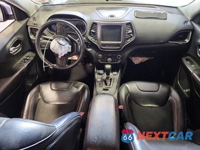 Zdjęcie 8 z 13 samochodu: 2019 JEEP CHEROKEE TRAILHAWK VIN:1C4PJMBX6KD328466 - miniatura