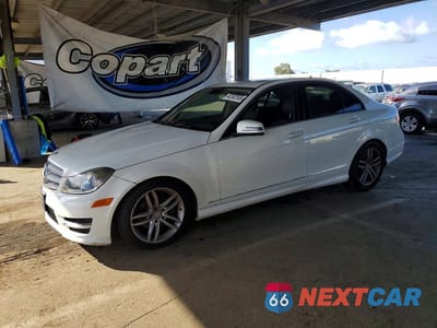 2012 MERCEDES-BENZ C 300 4MATIC WDDGF8BB0CR238124 - główne zdjęcie licytacji z USA - miniatura