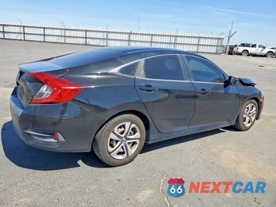 Trzecie zdjęcie samochodu z tyłu: 2017 HONDA CIVIC LX VIN:2HGFC2F56HH562977 - miniatura