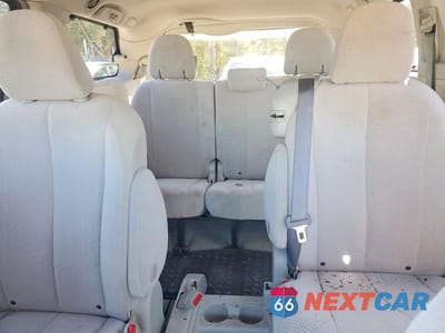 Zdjęcie 10 z 13 samochodu: 2012 TOYOTA SIENNA LE VIN:5TDKK3DC0CS220961 - miniatura