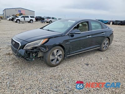 2017 HYUNDAI SONATA HYBRID LIMITED KMHE34L35HA067592 - główne zdjęcie licytacji z USA - miniatura