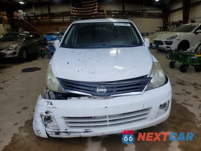 Piąte zdjęcie samochodu w środku: 2011 NISSAN VERSA 1.8 S VIN:3N1BC1CP1BL441465 - miniatura