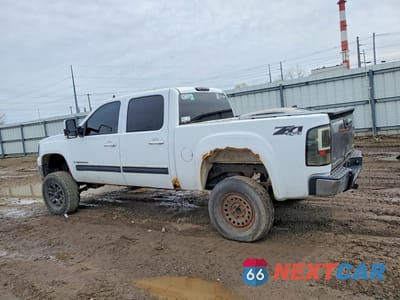 Drugie zdjęcie samochodu z przodu: 2007 GMC NEW SIERRA K1500 VIN:2GTEK13M371645597 - miniatura