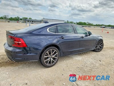 Trzecie zdjęcie samochodu z tyłu: 2019 VOLVO S90 T5 MOMENTUM VIN:LVY102AK8KP088430 - miniatura