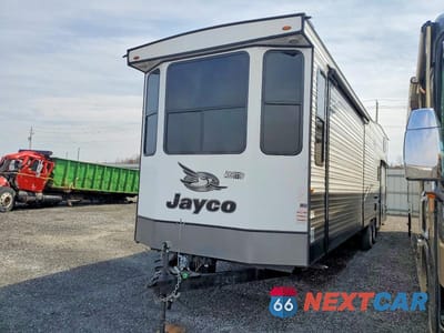 Drugie zdjęcie samochodu z przodu: 2023 JAYCO JAYFL40RBS - CAMPER VIN:1UJBC0BV4P11L0084 - miniatura