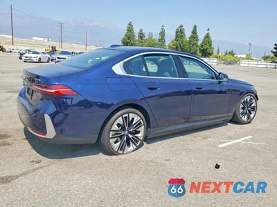 Trzecie zdjęcie samochodu z tyłu: 2024 BMW I5 EDRIVE 40 VIN:WBY33FK06RCR56582 - miniatura