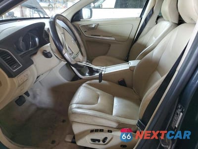 Zdjęcie 7 z 11 samochodu: 2016 VOLVO XC60 T6 PREMIER VIN:YV449MDK7G2811154 - miniatura