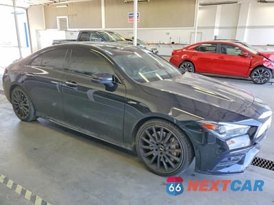 Czwarte zdjęcie samochodu z boku: 2020 MERCEDES-BENZ CLA AMG 35 4MATIC VIN:W1K5J5BB4LN110657 - miniatura