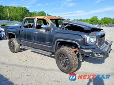 Czwarte zdjęcie samochodu z boku: 2018 GMC SIERRA K1500 SLT VIN:3GTU2NECXJG622825 - miniatura