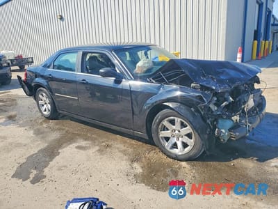 Czwarte zdjęcie samochodu z boku: 2006 CHRYSLER 300 TOURING VIN:2C3KA53G36H480913 - miniatura