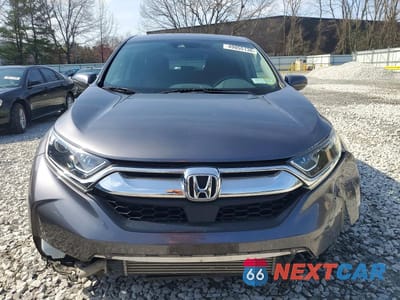 Piąte zdjęcie samochodu w środku: 2019 HONDA CR-V EX VIN:JHLRW2H50KX017315 - miniatura