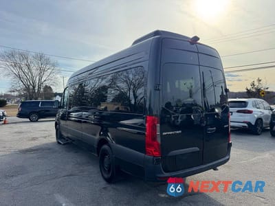 Trzecie zdjęcie samochodu z tyłu: 2024 MERCEDES-BENZ SPRINTER 2500 VIN:W1Z4NGHY5RT176499 - miniatura