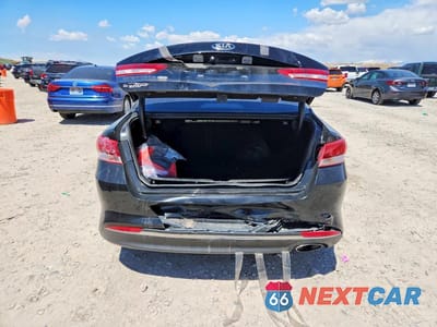 Zdjęcie 6 z 12 samochodu: 2017 KIA OPTIMA LX VIN:KNAGT4L30H5141164 - miniatura