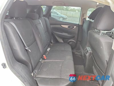 Zdjęcie 10 z 12 samochodu: 2019 NISSAN ROGUE SPORT S VIN:JN1BJ1CRXKW351619 - miniatura