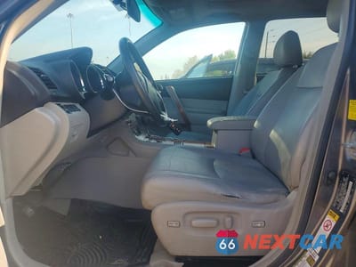 Zdjęcie 7 z 12 samochodu: 2010 TOYOTA HIGHLANDER LIMITED VIN:5TDDK3EH2AS016811 - miniatura