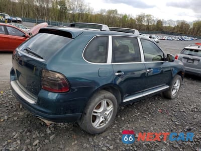 Trzecie zdjęcie samochodu z tyłu: 2005 PORSCHE CAYENNE VIN:WP1AA29P55LA25011 - miniatura