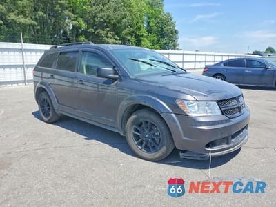 Czwarte zdjęcie samochodu z boku: 2020 DODGE JOURNEY SE VIN:3C4PDCAB9LT261266 - miniatura