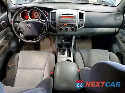 Zdjęcie 8 z 11 samochodu: 2010 TOYOTA TACOMA V6 VIN:5TEUU4EN5AZ725516 - miniatura