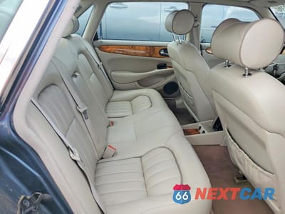 Zdjęcie 10 z 12 samochodu: 2001 JAGUAR XJ8 VIN:SAJDA14C01LF36668 - miniatura