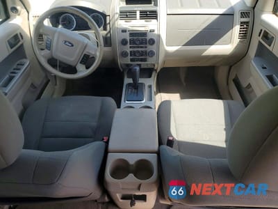 Zdjęcie 8 z 12 samochodu: 2010 FORD ESCAPE XLT VIN:1FMCU0D73AKA29955 - miniatura