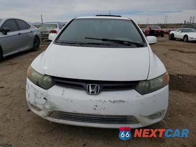 Piąte zdjęcie samochodu w środku: 2008 HONDA CIVIC LX VIN:2HGFG12658H578729 - miniatura