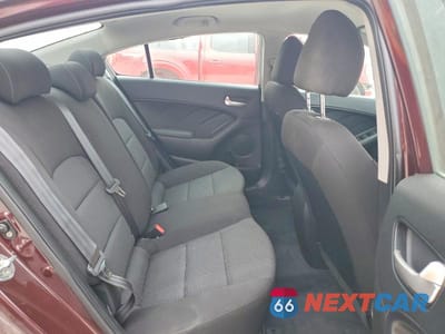 Zdjęcie 10 z 13 samochodu: 2018 KIA FORTE LX VIN:3KPFK4A79JE269906 - miniatura